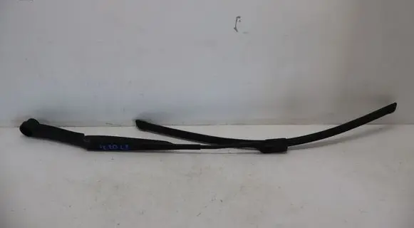 Hyundai ix20 Windshield/front glass wiper blade 983101P000