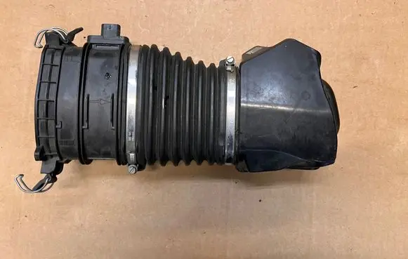 Mercedes-Benz E W238 Air intake hose/pipe A6540900048