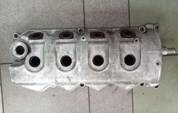 Nissan X-Trail T30 Rocker cam cover T3022DCI
