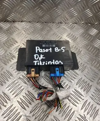 Volkswagen PASSAT B5 Comfort/convenience module 1J0959799J 5DK00795400
