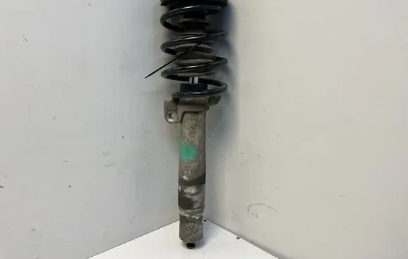 BMW M3 e92 Front shock absorber/damper 2283975