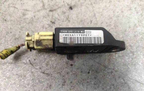 Honda FR-V Airbag deployment crash/impact sensor 77930-SFE-J110-M2