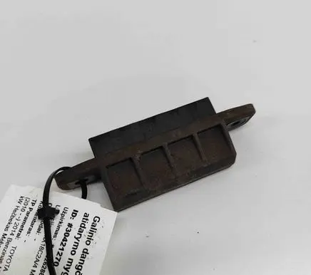 Toyota Yaris Tailgate/boot open switch button 8484002030 0506P47