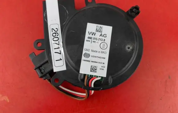 Audi A8 S8 D5 Engine control unit/module fan 4N0915213B