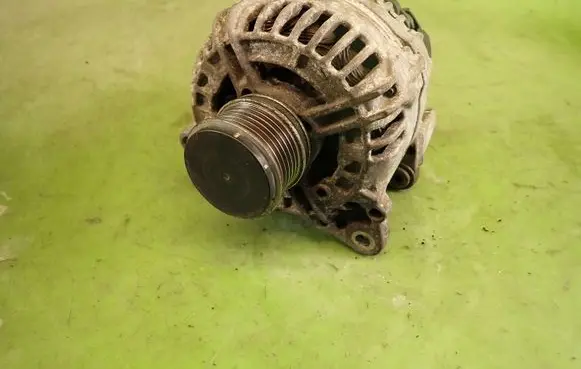 Skoda Roomster (5J) Generator/alternator