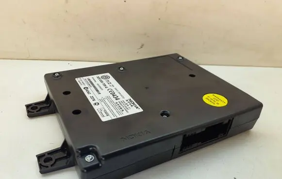 Volkswagen PASSAT B6 Bluetooth control unit module 3C0035729G 001072E83772 55415709