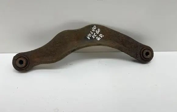 Rear control arm
