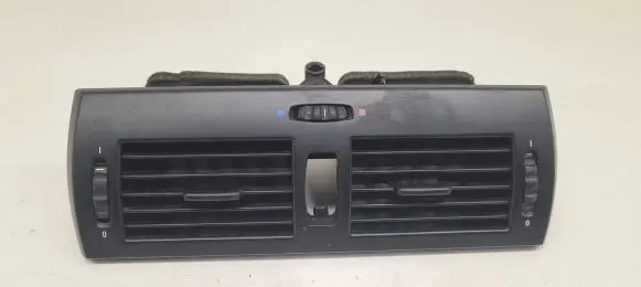 BMW X3 E83 Dash center air vent grill 3400074