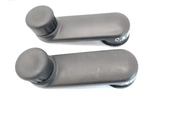 Renault Clio IV Rear door window winding handle 8200673745
