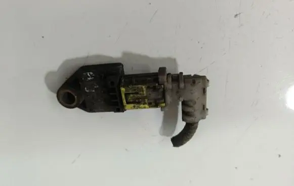Toyota Corolla Verso AR10 Airbag deployment crash/impact sensor 891730F010