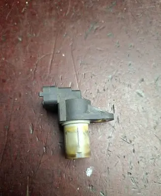 Mercedes-Benz E W211 Camshaft position sensor A0031539728