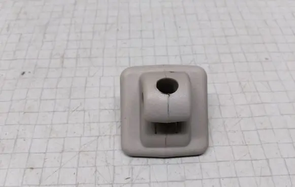 Citroen Xsara Picasso Sun visor clip/hook/bracket 