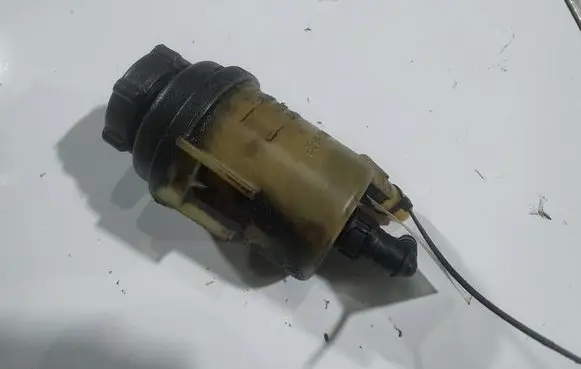 Ford S-MAX Power steering fluid tank/reservoir 