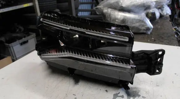 Citroen C5 Aircross Headlight/headlamp 9845355980