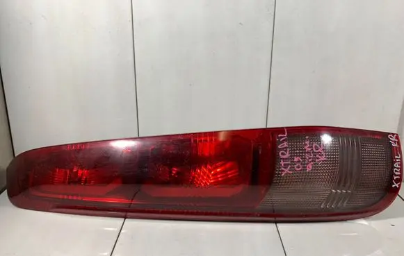 Nissan X-Trail T30 Rear/tail lights 4913