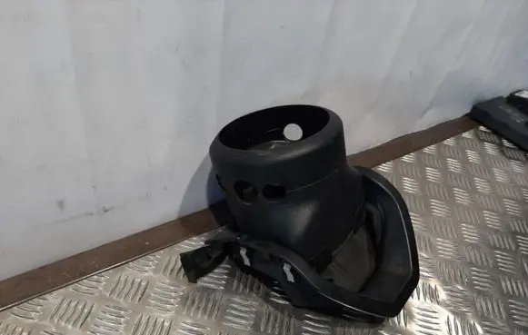 Steering wheel column trim