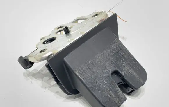 Audi Q7 4L Tailgate exterior lock 4F9827505