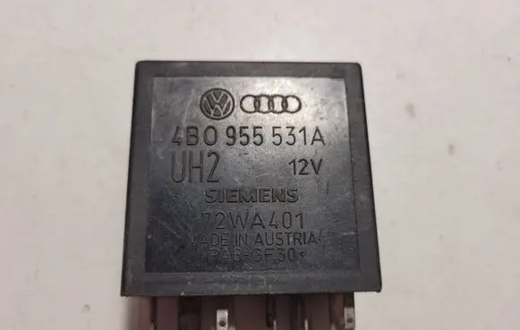 Volkswagen Bora Window wiper relay 4B0955531A 72WA401