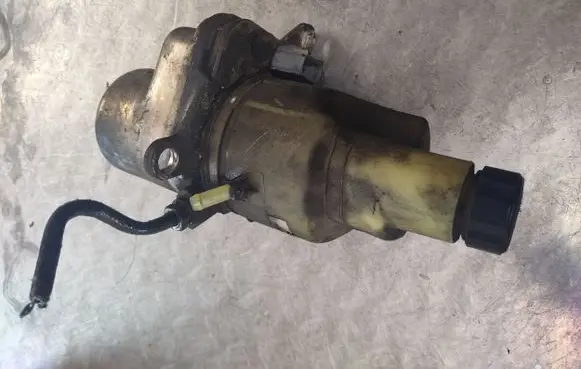 Volvo V50 Power steering pump