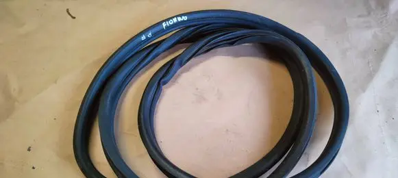 Fiat Fiorino Front door rubber seal 