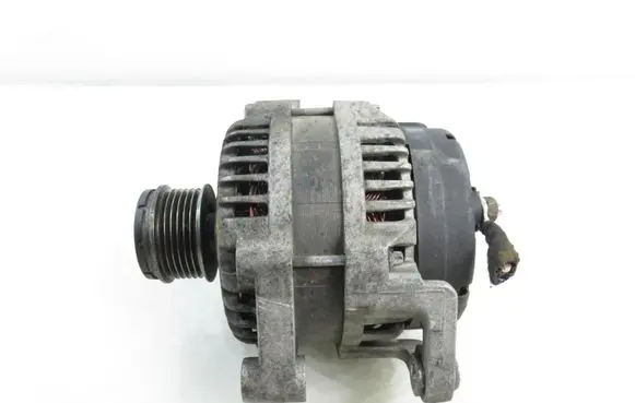 Opel Antara Generator/alternator 