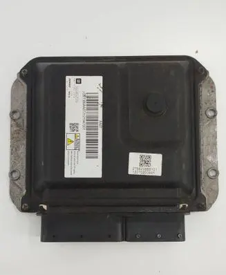 Opel Astra J Engine control unit/module 275820955101