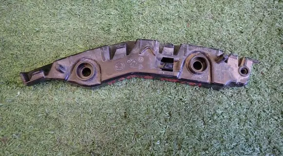 Skoda Karoq Front bumper mounting bracket 57A807184