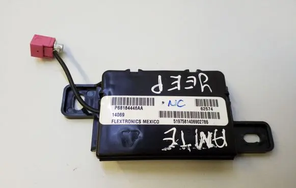 Jeep Cherokee Antenna control unit P68184446AA 14069