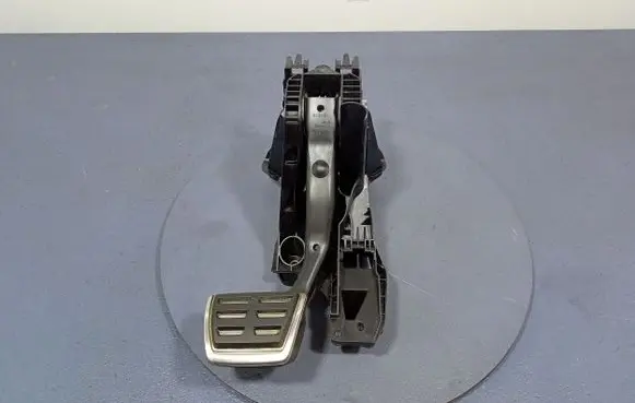 Volkswagen Arteon Accelerator throttle pedal 5Q1723058BQ