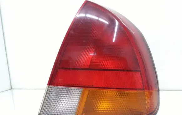 Mitsubishi Carisma Rear/tail lights 29212201 020498