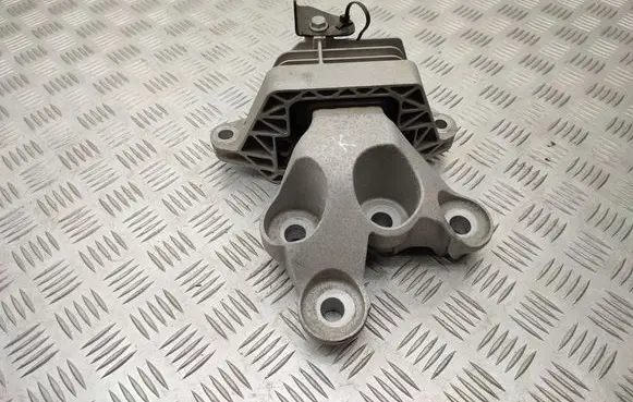 Engine mount bracket