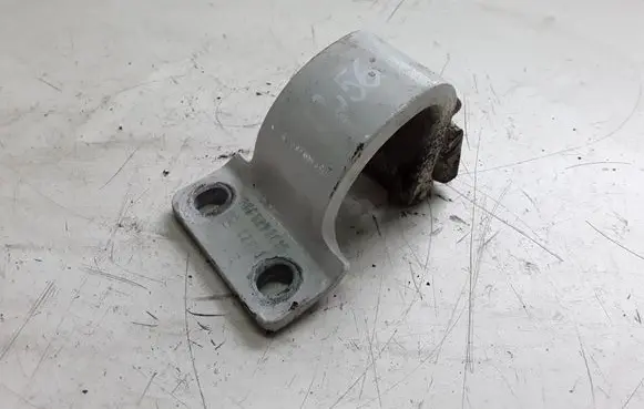 Skoda Fabia Mk1 (6Y) Tailgate/trunk/boot hinge 5Y0827301E