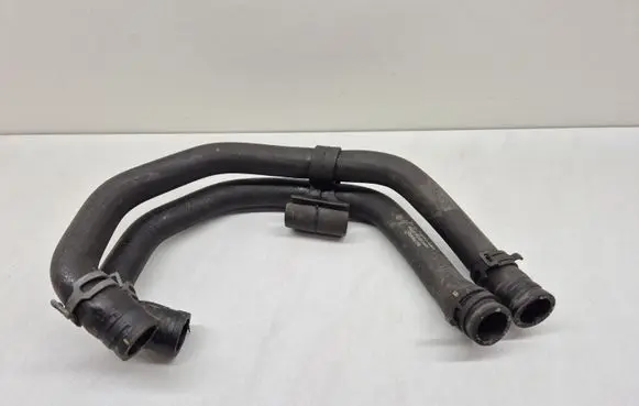 Porsche Cayenne (92A) Engine coolant pipe/hose 7P0122073A