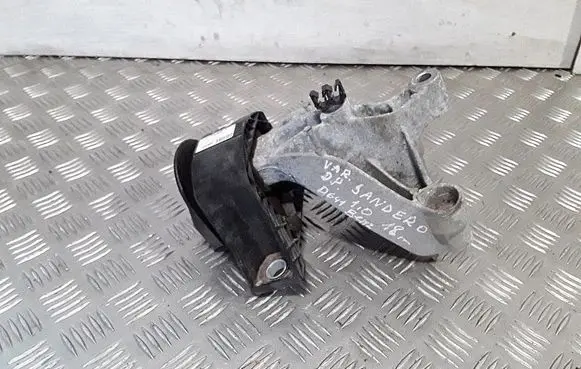 Renault Sandero II Engine mount bracket 113752043R 146843