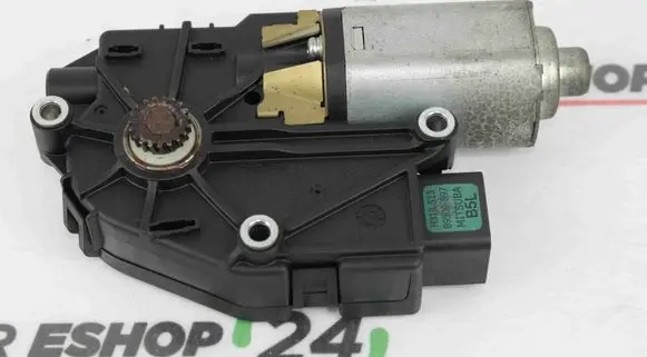 Infiniti FX Sunroof control unit/module WR09B75AA N039V4