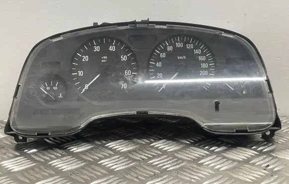 Opel Zafira A Speedometer (instrument cluster) 24461753JF