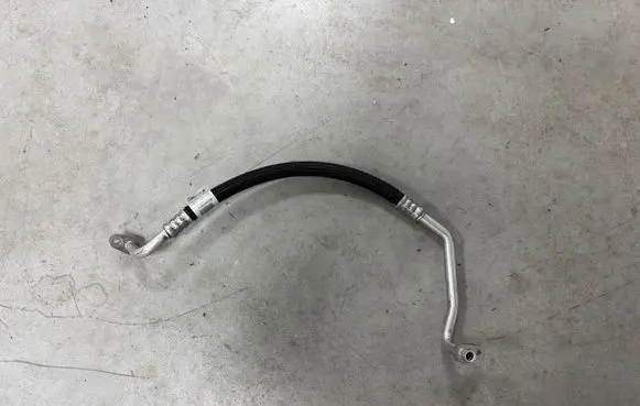 Peugeot 2008 II Air conditioning (A/C) pipe/hose 9850482380