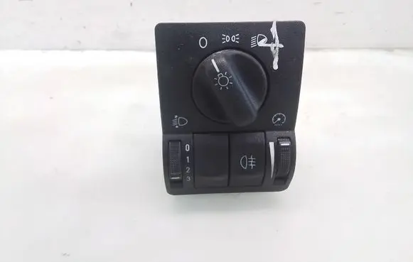 Opel Zafira A Light switch