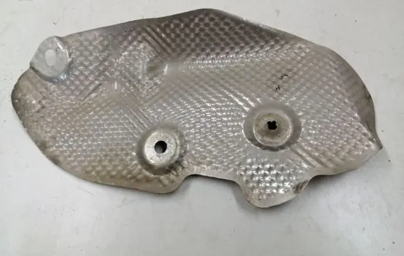 Opel Mokka Heat shield in engine bay 