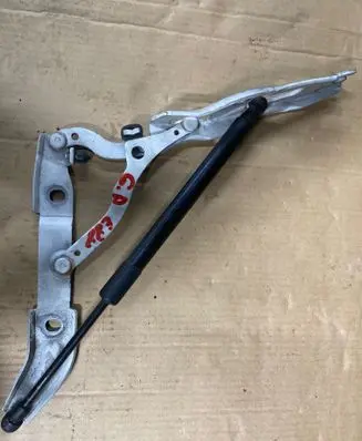 BMW 1 E82 E88 Tailgate/trunk/boot hinge 7166752-03