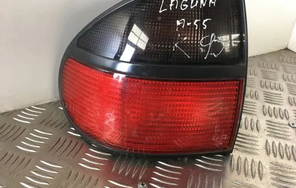 Renault Laguna I Rear/tail lights 7700820052