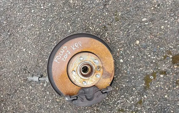 Ford Focus Front wheel hub