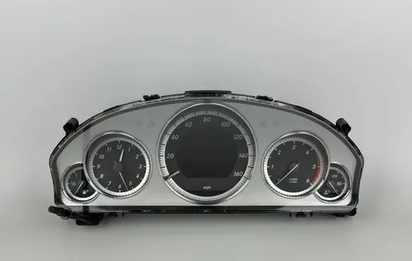 Mercedes-Benz E W212 Speedometer (instrument cluster) A2129005104 A2C53376542 A2129023502