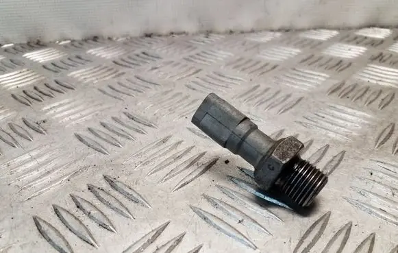 Citroen C8 Oil pressure sensor 9631846480