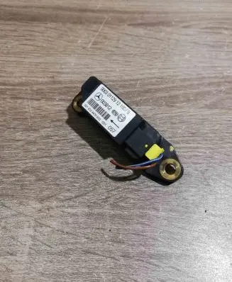 Mercedes-Benz CLK A209 C209 Airbag deployment crash/impact sensor 0018204426 003812