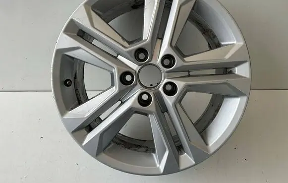 Audi Q2 - R17 alloy rim 81A601025AJ