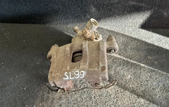 Ford C-MAX I Rear brake caliper
