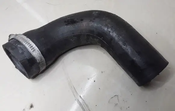 Volvo S40, V40 Intercooler hose/pipe 30621587