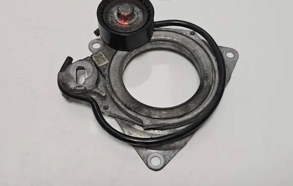 BMW 3 G20 G21 Alternator belt tensioner 7952899