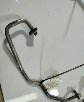 Air conditioning (A/C) pipe/hose